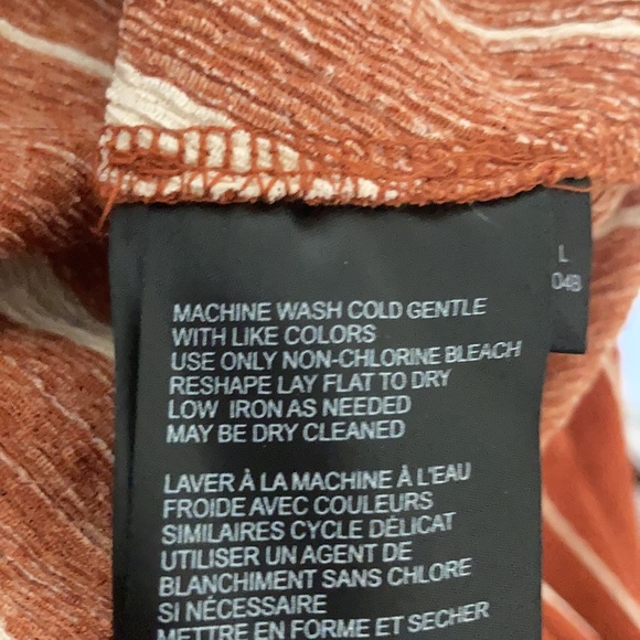 Women’s Anthropologie Top - Picture 7 of 8